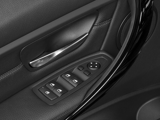 2013 BMW 3 Series 4dr Sdn 328i xDrive AWD SULEV