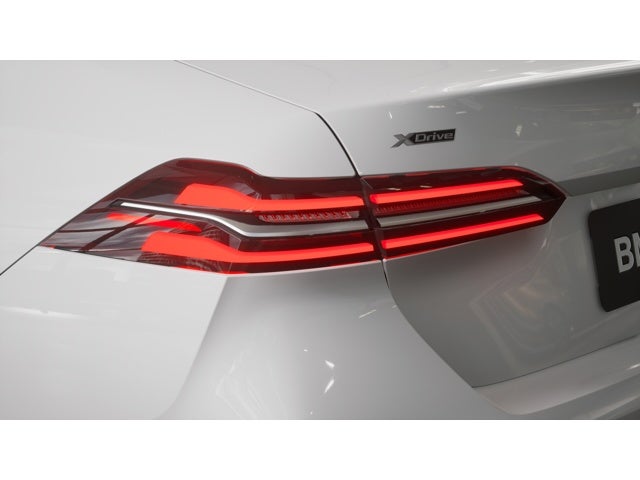 2026 BMW 5 Series 530i xDrive