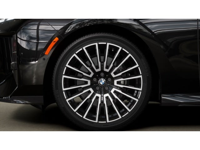 2027 BMW 7 Series 740i xDrive