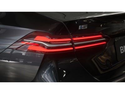 2026 BMW i5 xDrive40