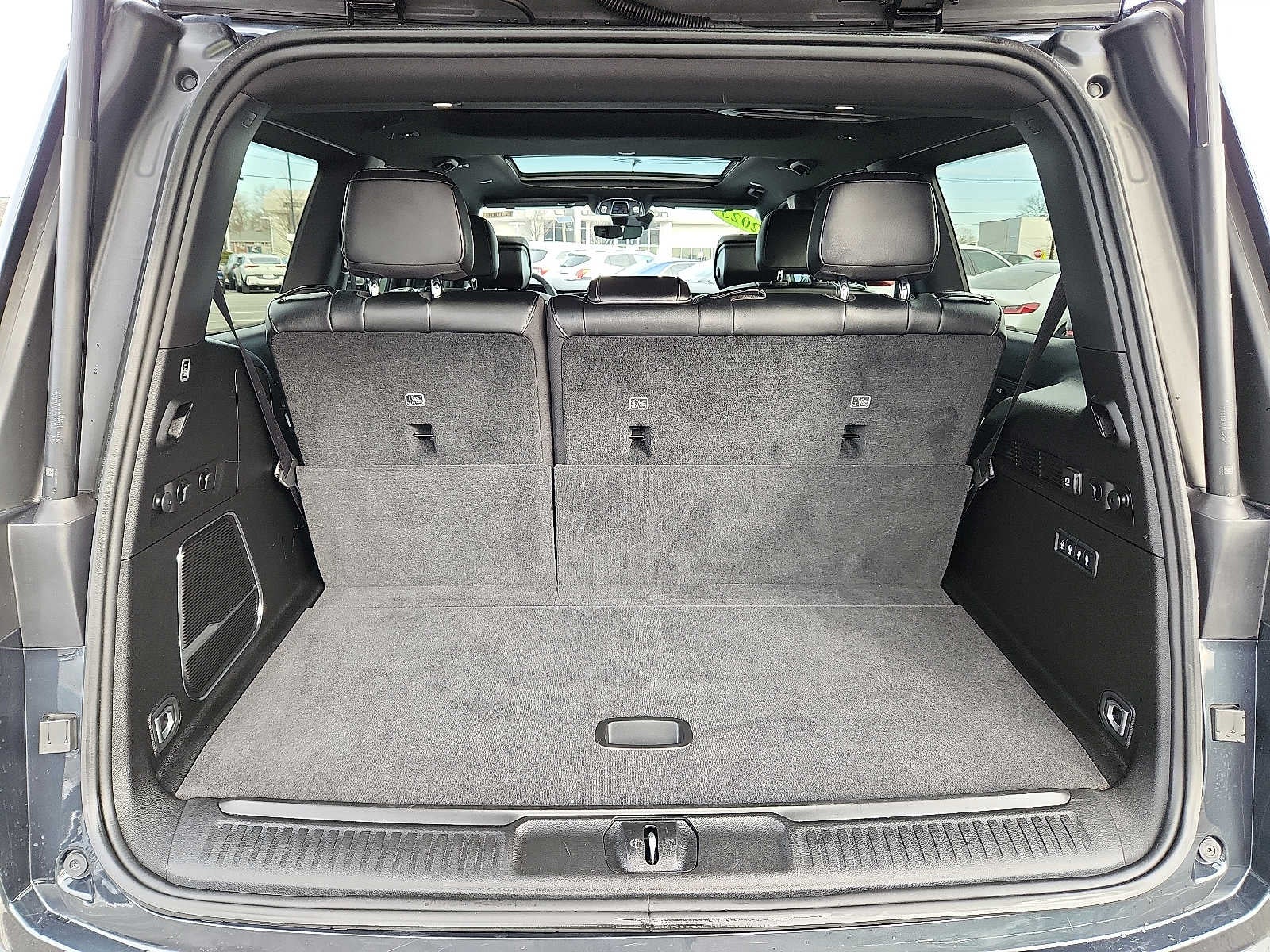 2023 Jeep Wagoneer Series II Carbide 4x4