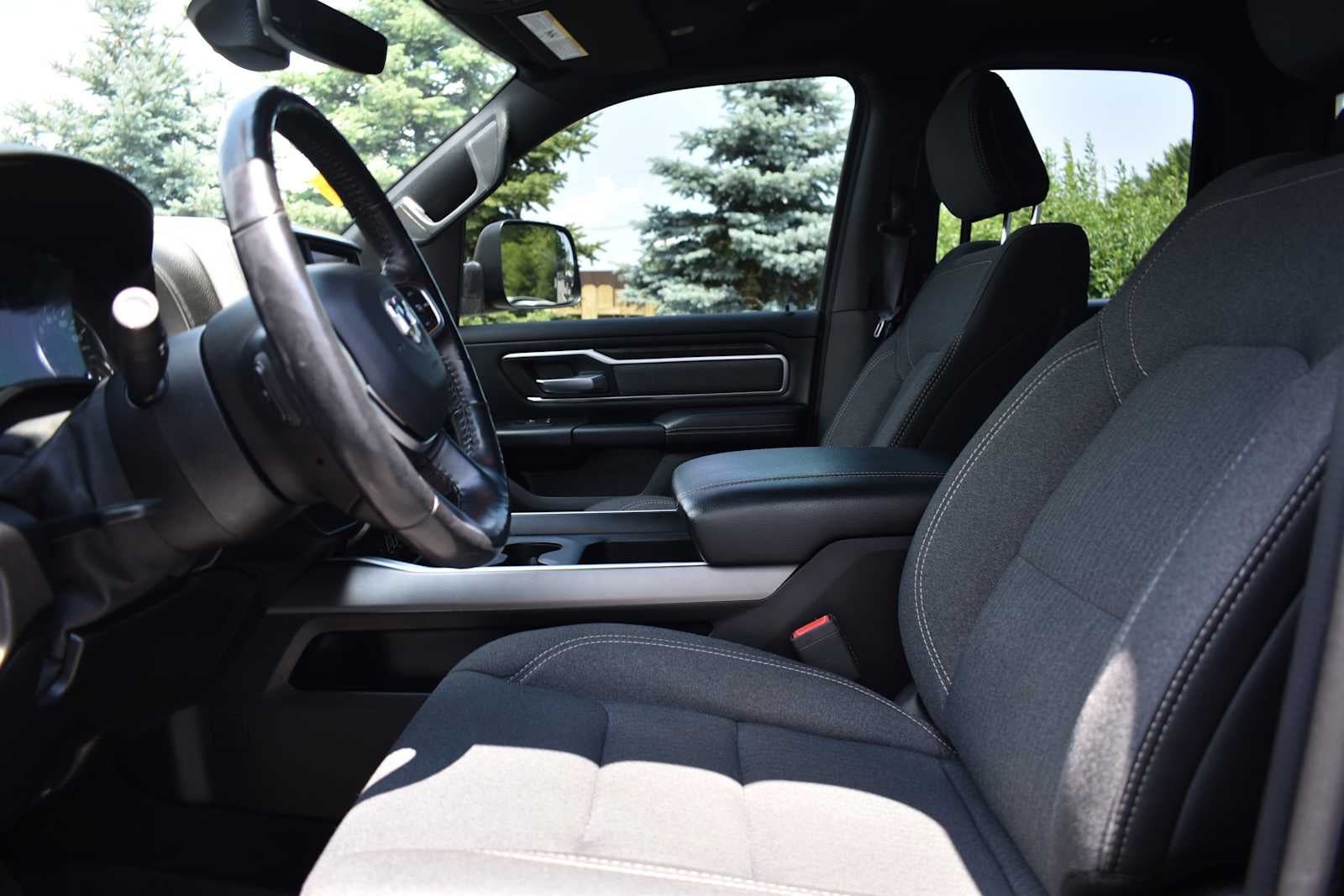 2019 RAM 1500 Big Horn/Lone Star 4x4 Quad Cab 64 Box