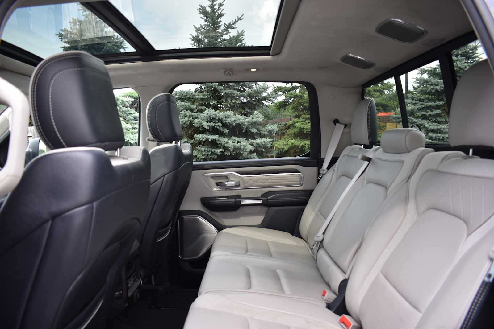 2023 RAM 1500 Limited 4x4 Crew Cab 57 Box