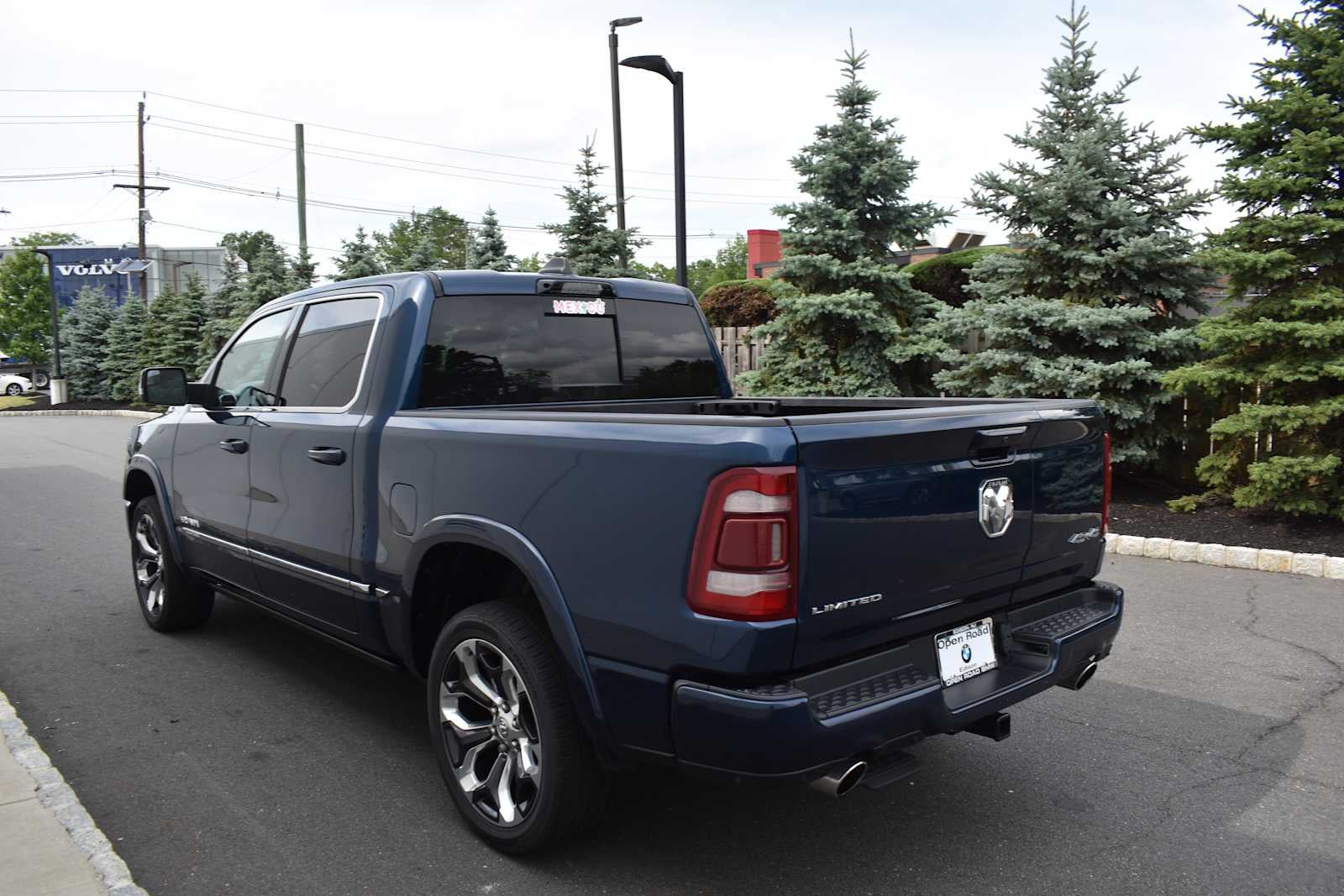 2023 RAM 1500 Limited 4x4 Crew Cab 57 Box