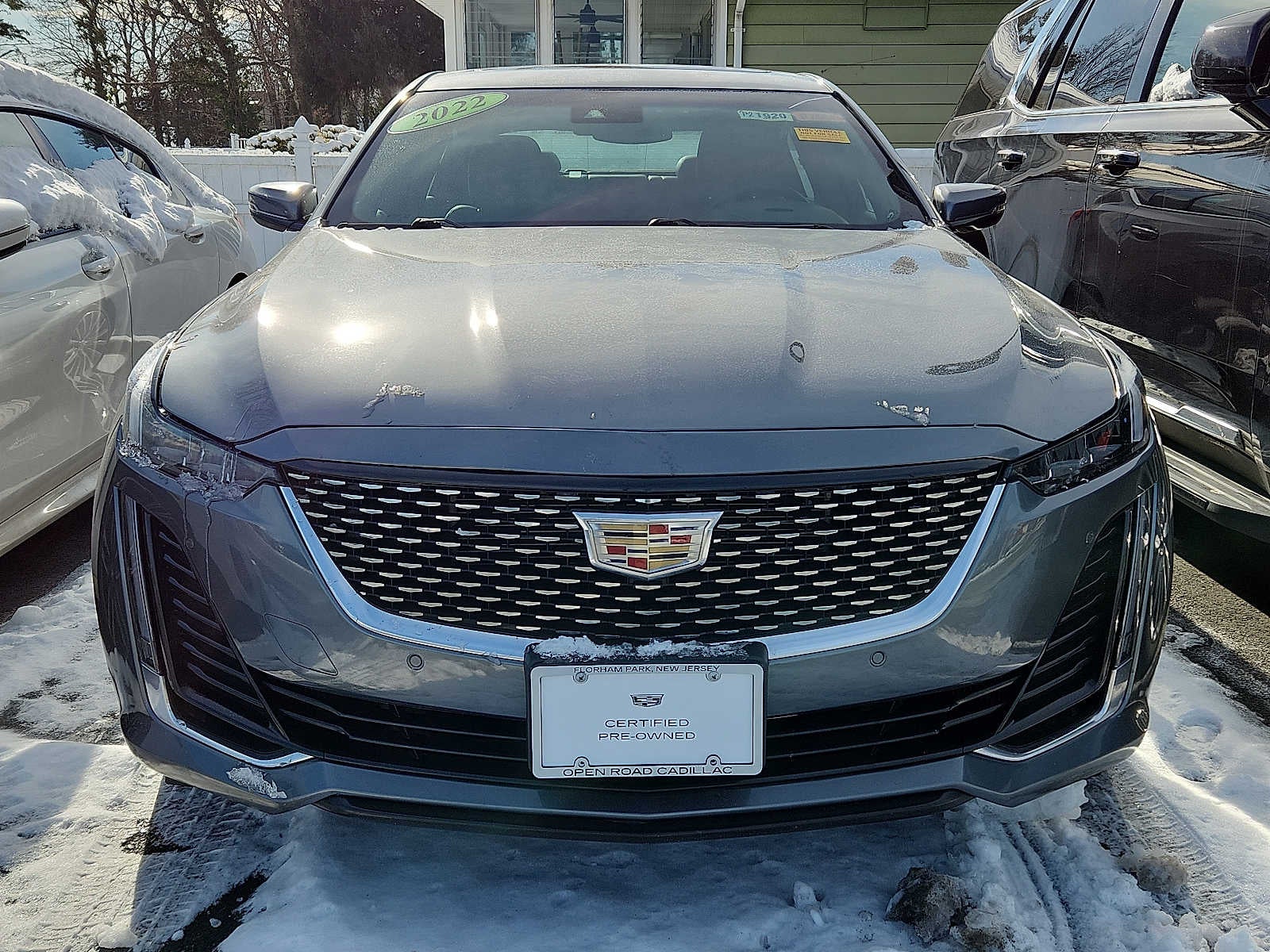 2022 Cadillac CT5 4dr Sdn Premium Luxury