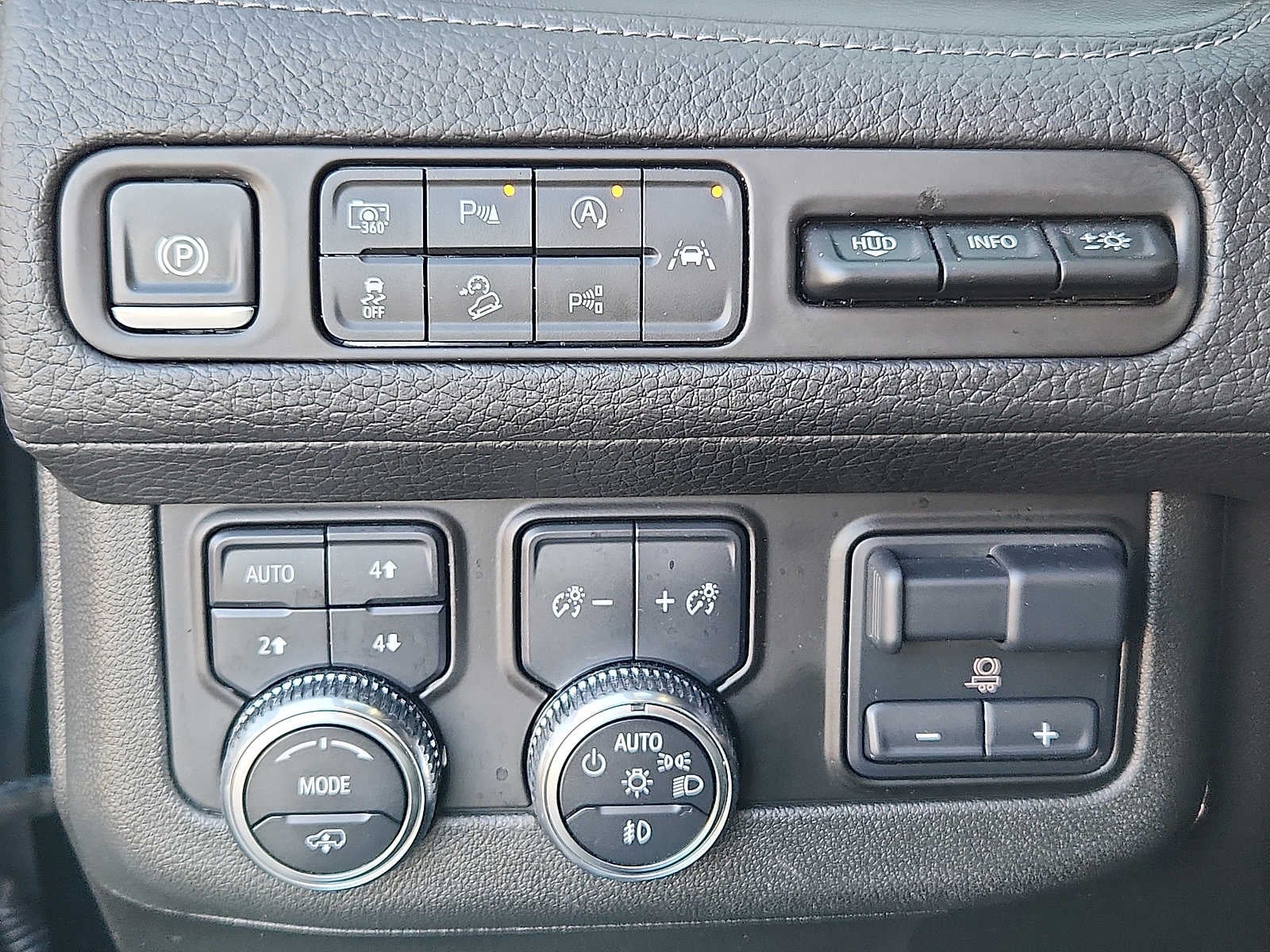 2024 GMC Yukon XL 4WD 4dr Denali