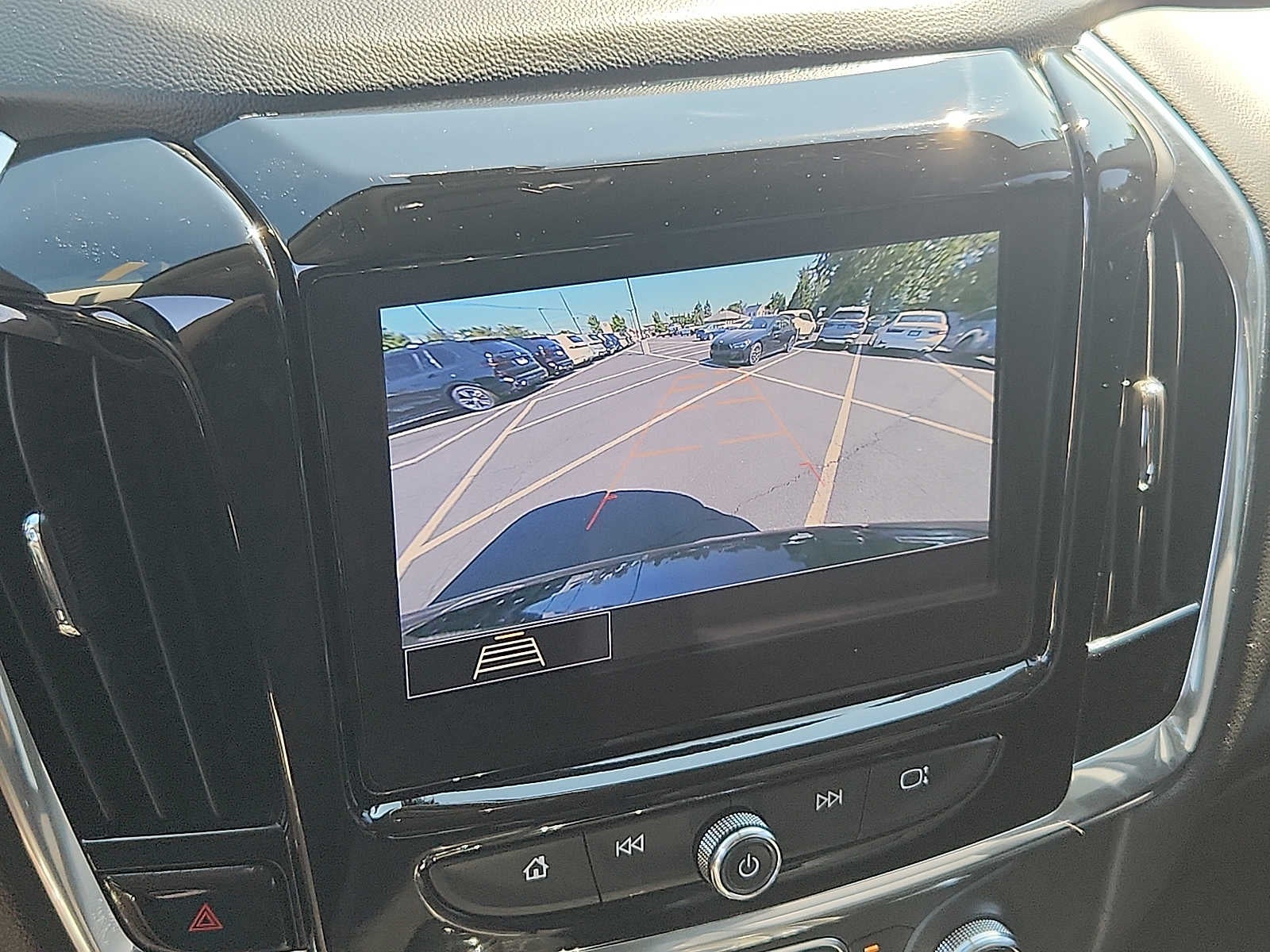 2020 Chevrolet Traverse AWD 4dr LT Leather