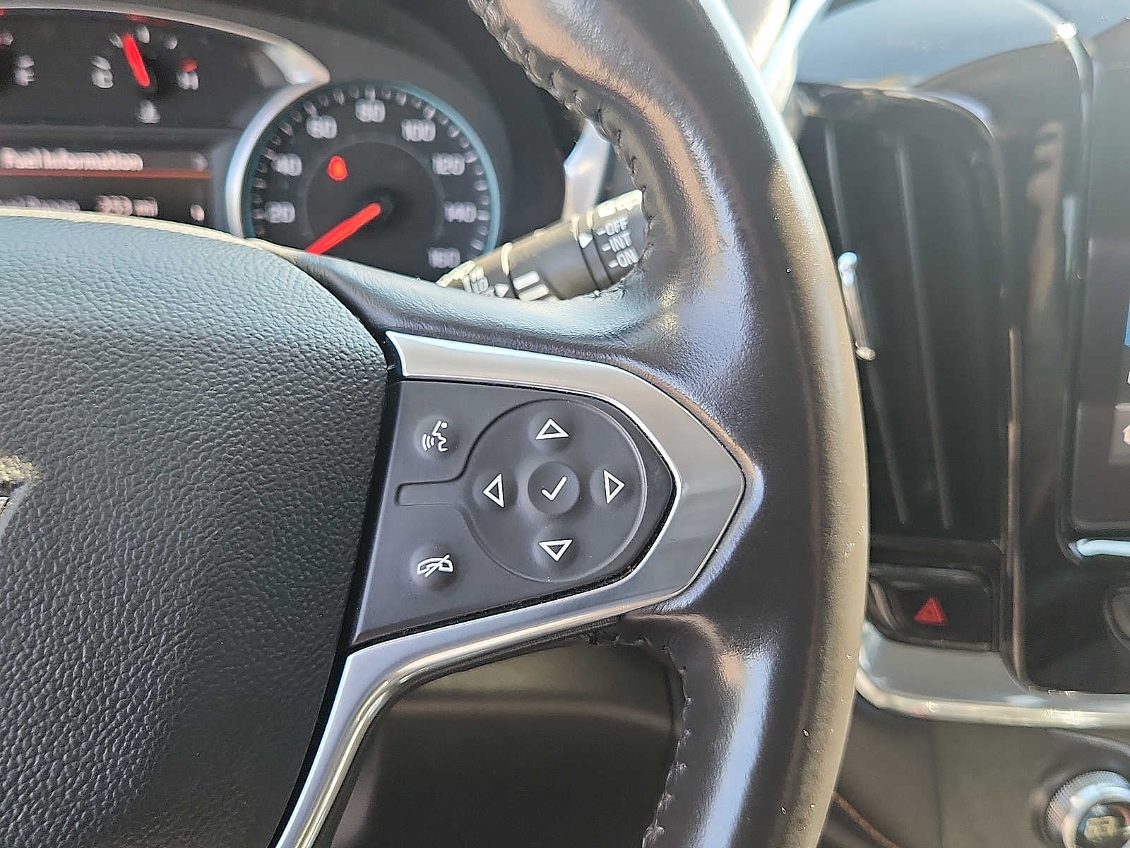 2020 Chevrolet Traverse AWD 4dr LT Leather