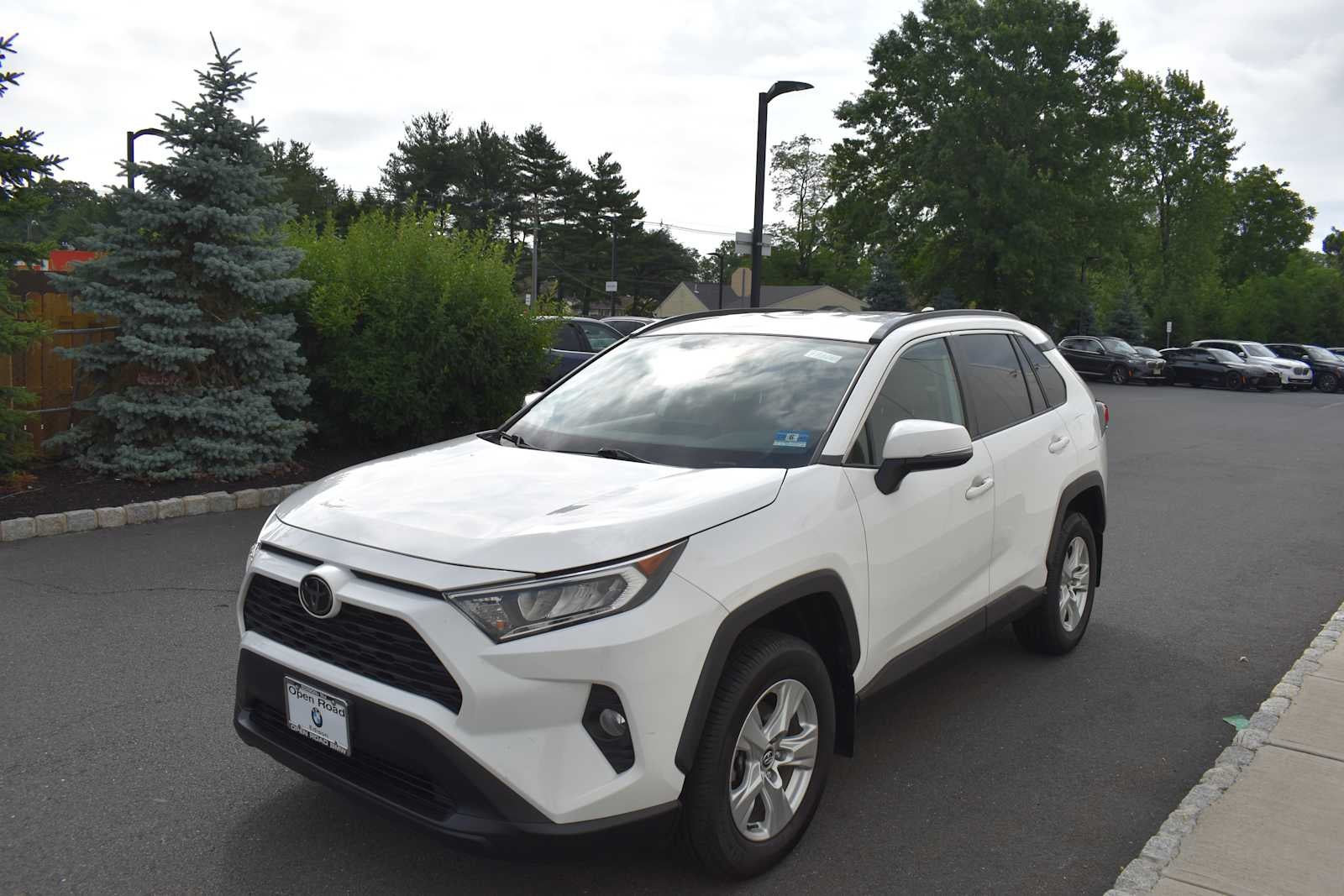 2020 Toyota RAV4 XLE AWD