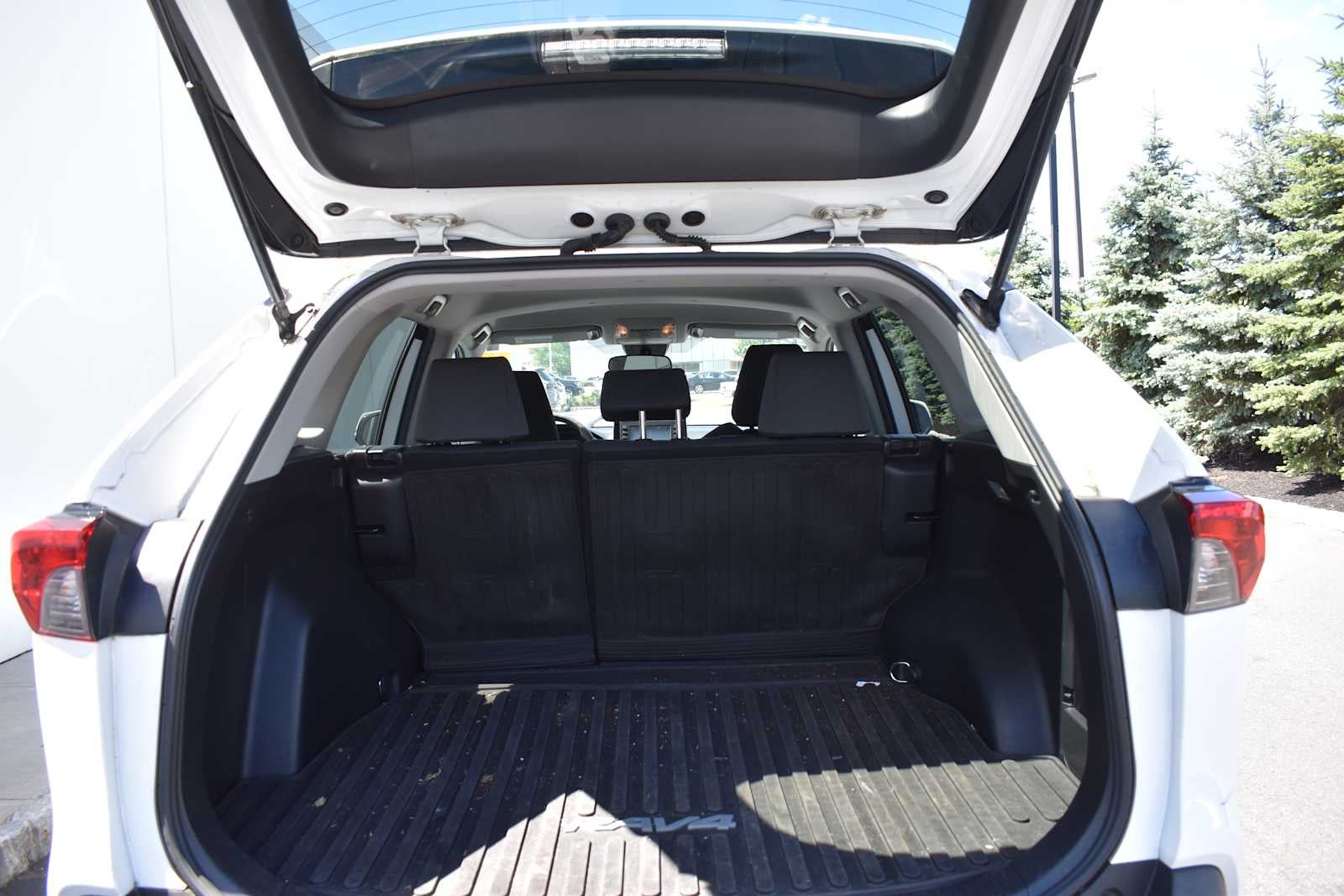 2021 Toyota RAV4 XLE AWD