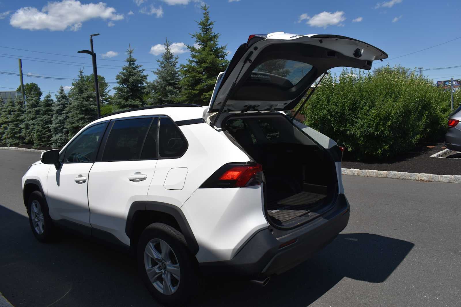 2021 Toyota RAV4 XLE AWD