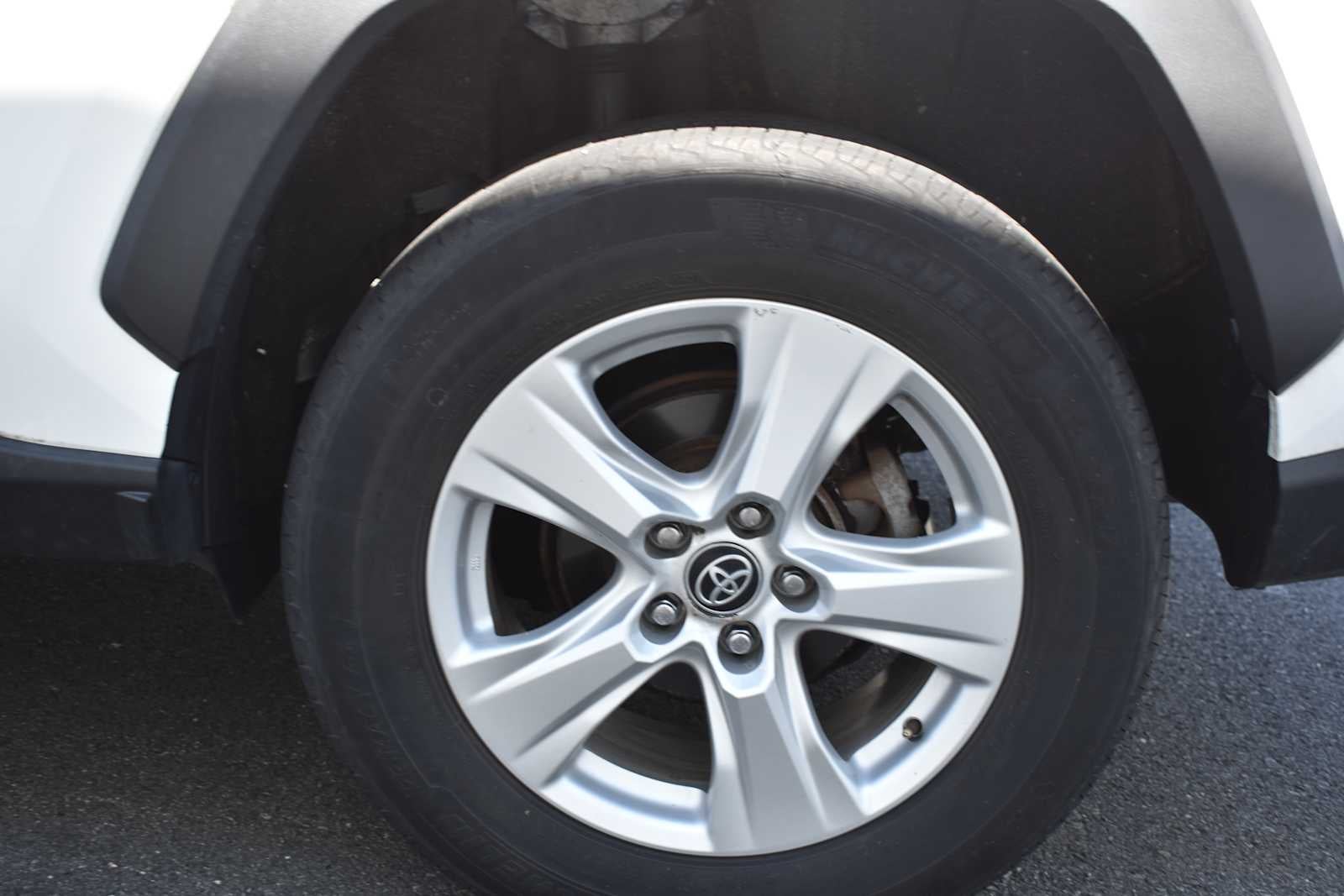 2021 Toyota RAV4 XLE AWD