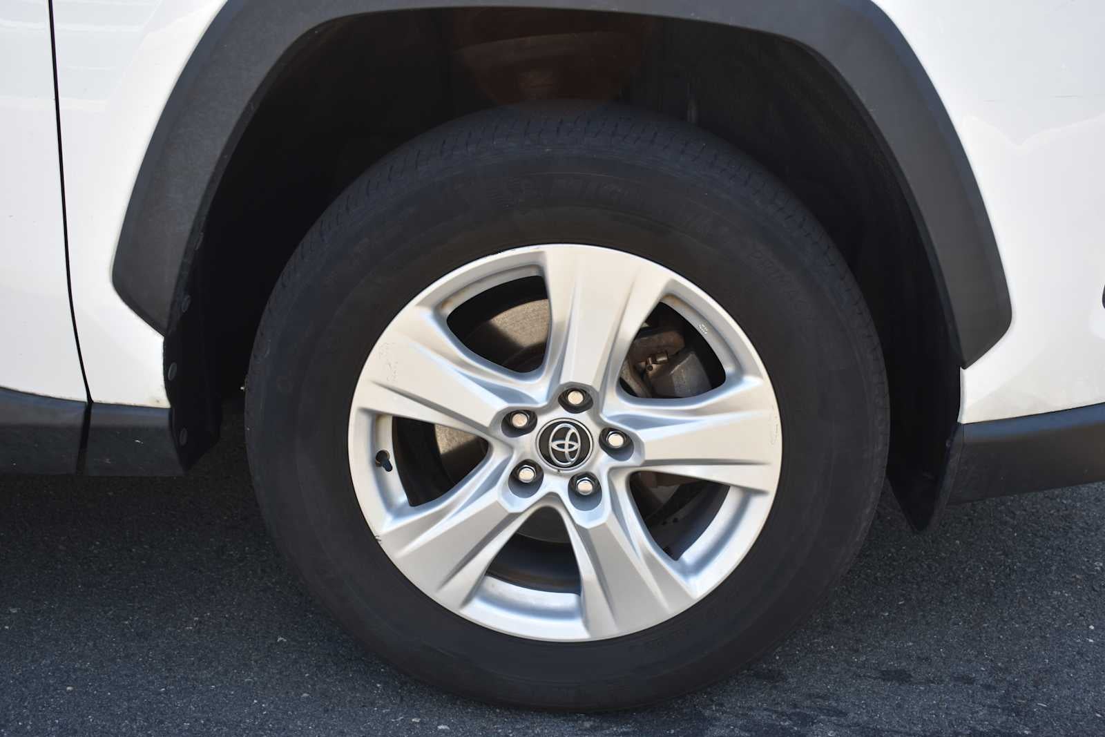 2021 Toyota RAV4 XLE AWD