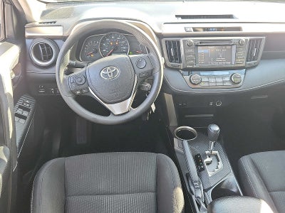 2015 Toyota RAV4 AWD 4dr XLE
