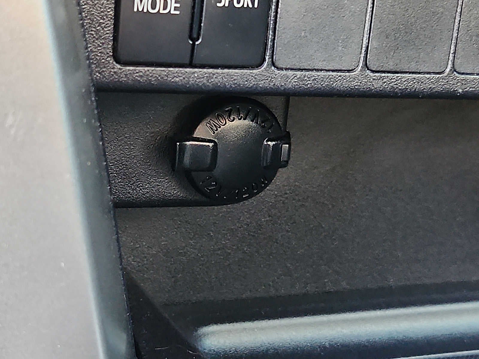2015 Toyota RAV4 AWD 4dr XLE