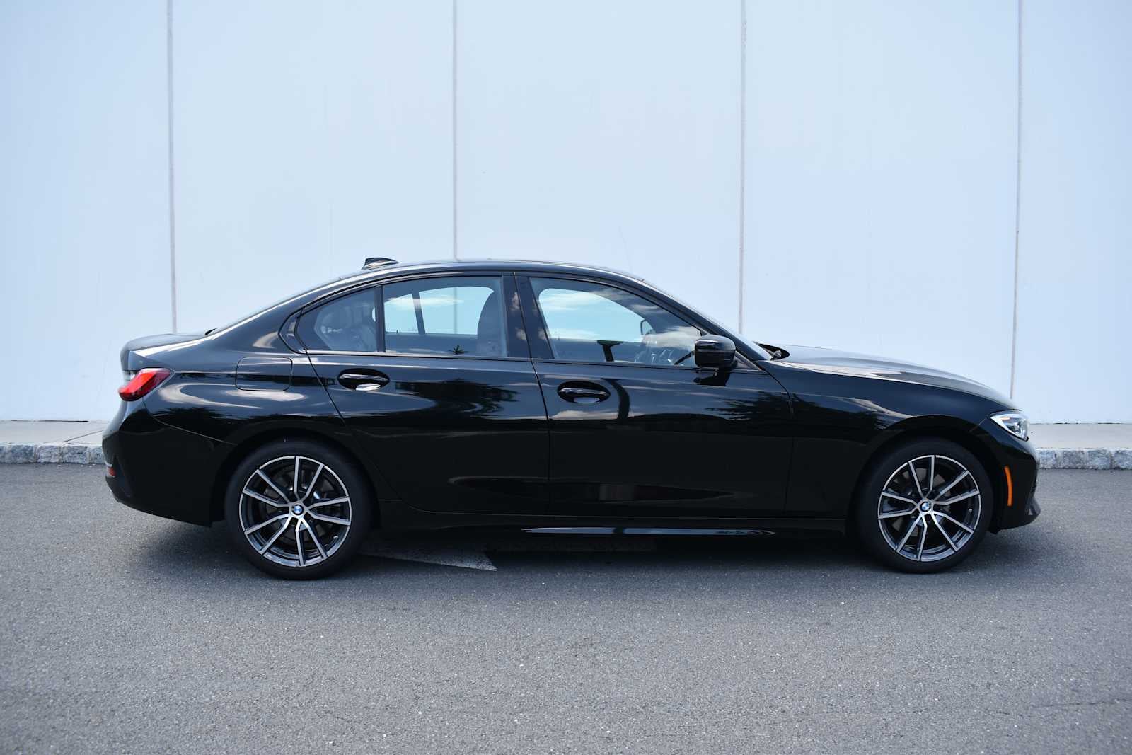 2022 BMW 3 Series 330i xDrive Sedan North America