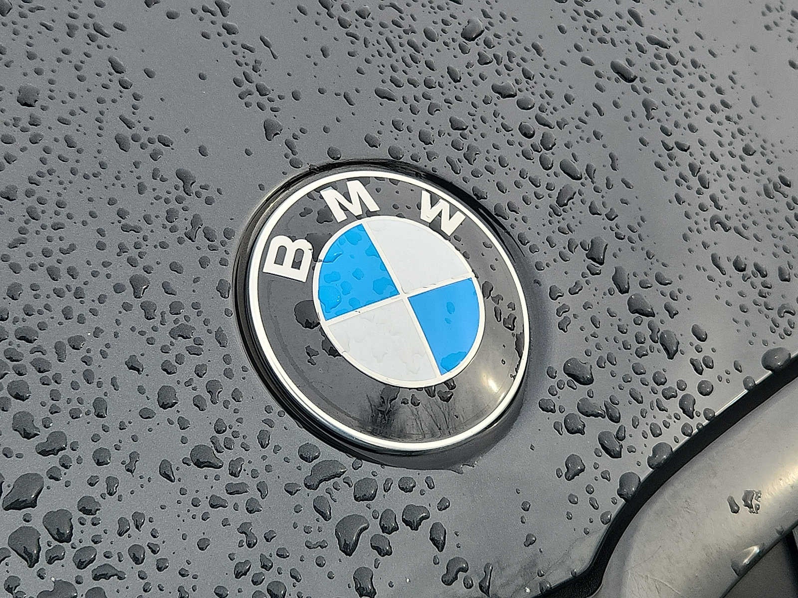 2022 BMW 3 Series 330i xDrive Sedan North America