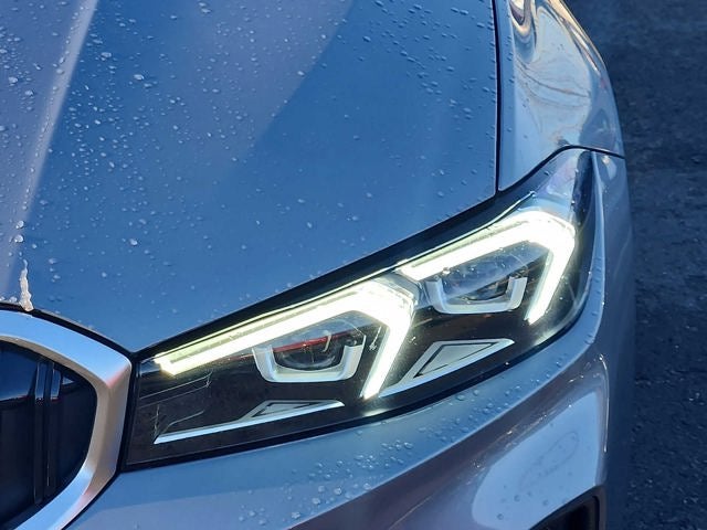 2025 BMW 3 Series 330i xDrive Sedan