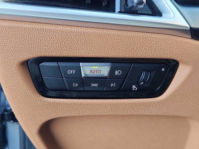 2025 BMW 3 Series 330i xDrive Sedan