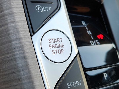 2025 BMW 3 Series 330i xDrive Sedan