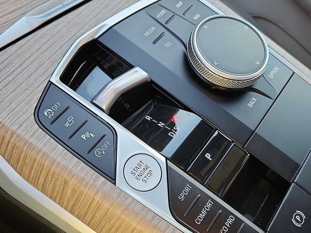 2025 BMW 3 Series 330i xDrive Sedan