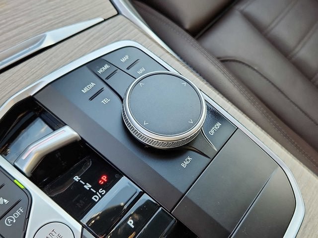 2025 BMW 3 Series 330i xDrive Sedan