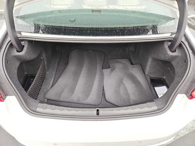 2025 BMW 3 Series 330i xDrive Sedan