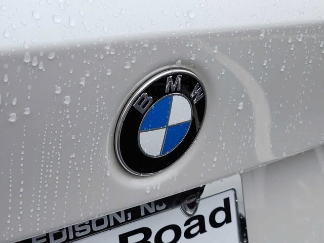 2025 BMW 3 Series 330i xDrive Sedan