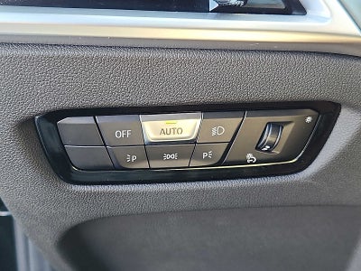 2025 BMW 3 Series 330i xDrive Sedan