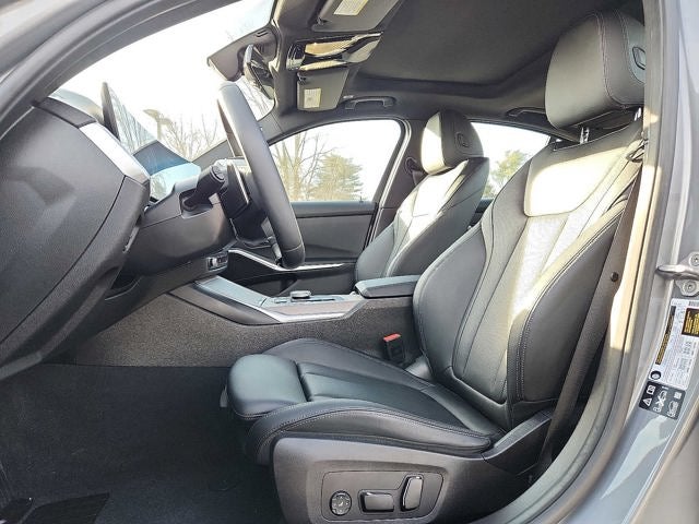 2025 BMW 3 Series 330i xDrive Sedan