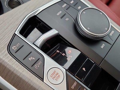 2025 BMW 3 Series 330i xDrive Sedan