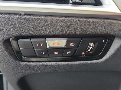 2025 BMW 3 Series 330i xDrive Sedan