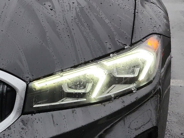 2025 BMW 3 Series 330i xDrive Sedan