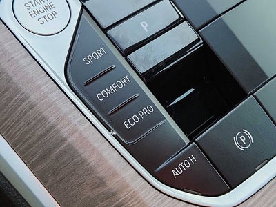 2025 BMW 3 Series 330i xDrive Sedan