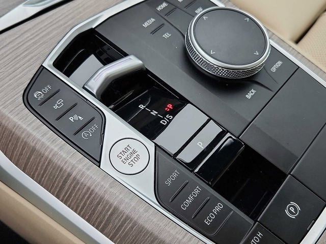 2025 BMW 3 Series 330i xDrive Sedan