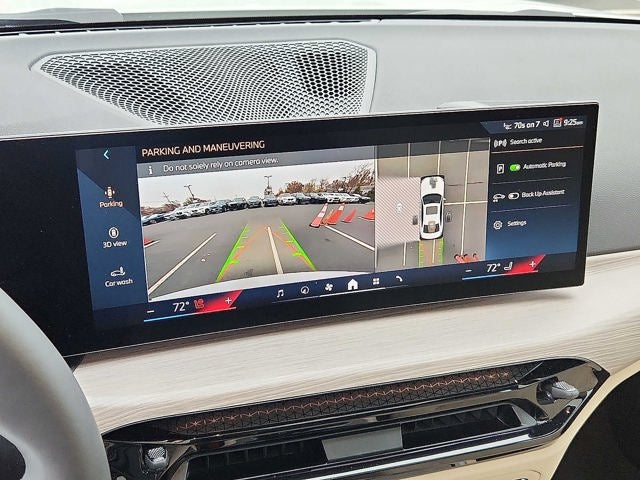 2025 BMW 3 Series 330i xDrive Sedan