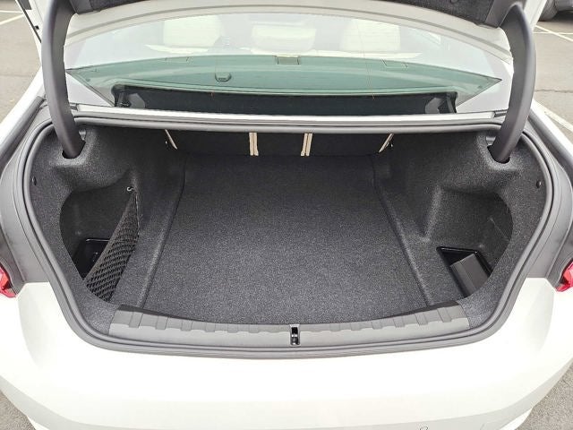 2025 BMW 3 Series 330i xDrive Sedan