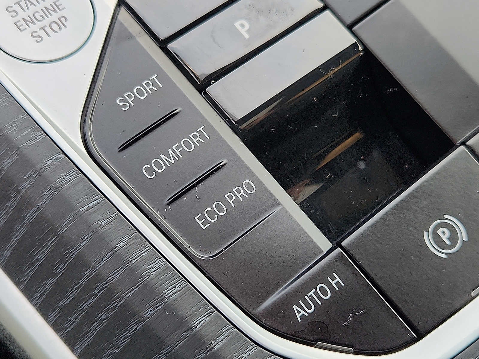 2025 BMW 3 Series 330i xDrive Sedan