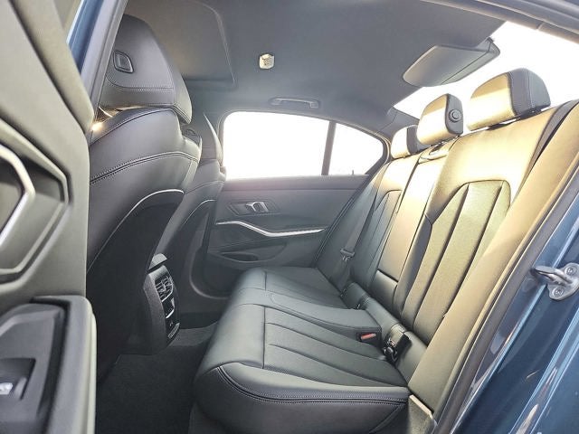 2025 BMW 3 Series 330i xDrive Sedan