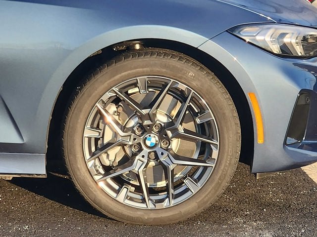 2025 BMW 3 Series 330i xDrive Sedan