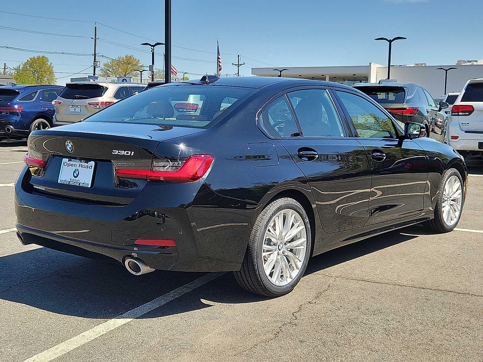 2023 BMW 3 Series 330i xDrive Sedan