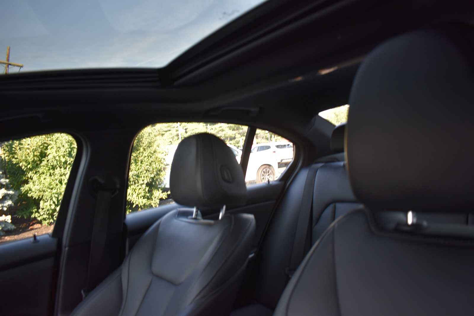 2023 BMW 3 Series 330i xDrive Sedan
