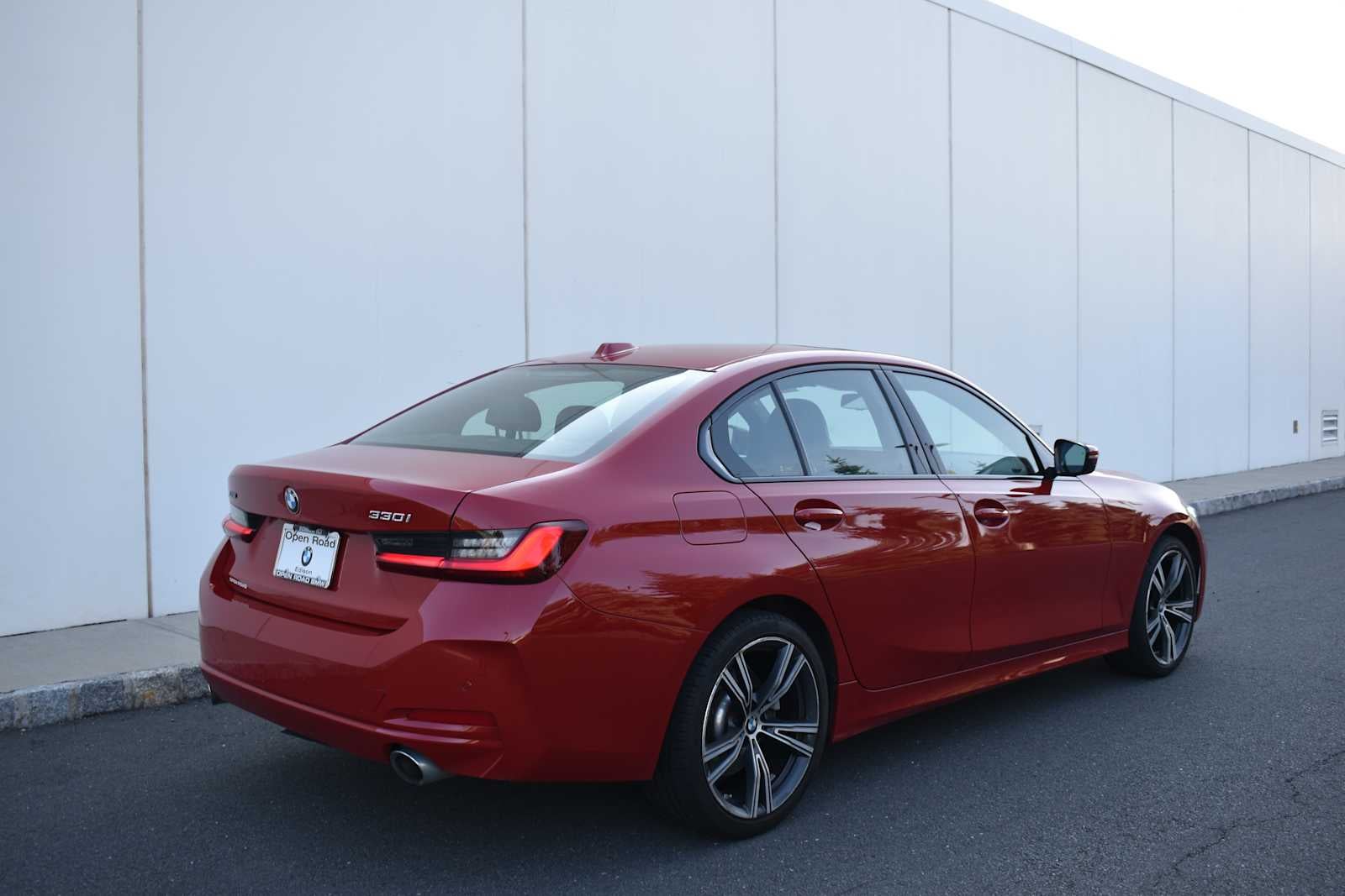 2023 BMW 3 Series 330i xDrive Sedan