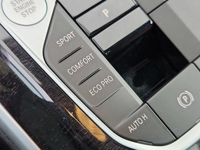 2024 BMW 3 Series 330i xDrive Sedan