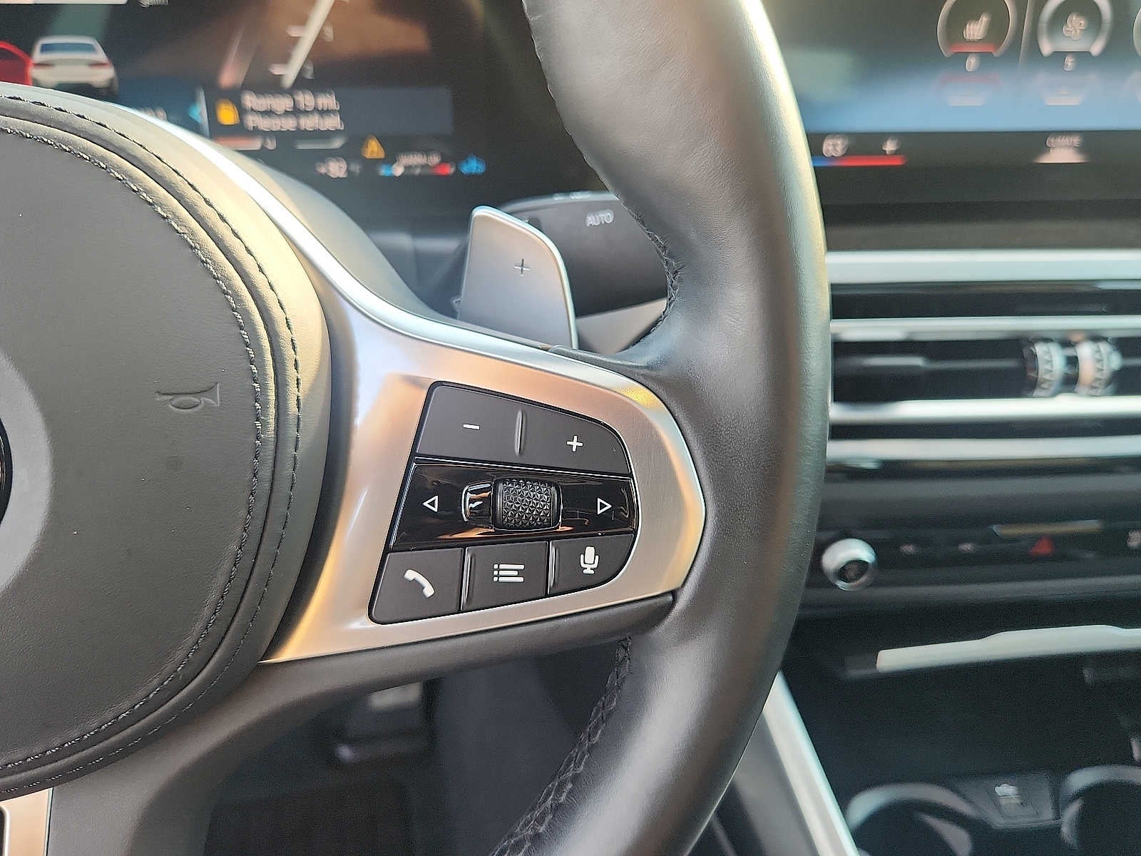 2023 BMW 3 Series 330i xDrive Sedan