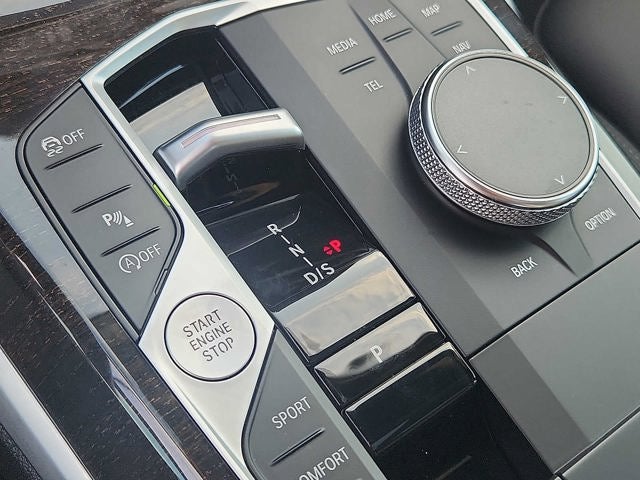 2023 BMW 3 Series 330i xDrive Sedan
