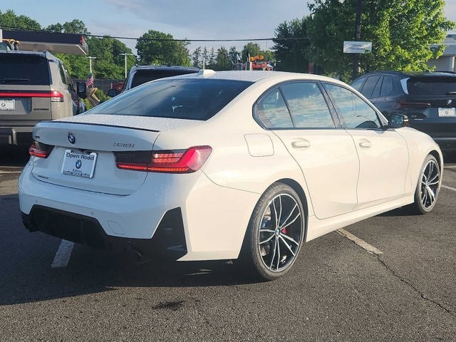 2023 BMW 3 Series 330i xDrive Sedan