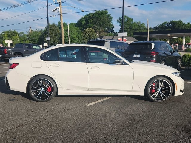 2023 BMW 3 Series 330i xDrive Sedan