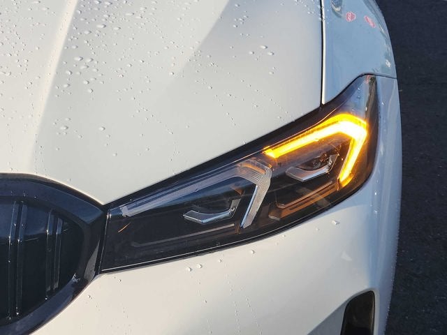 2023 BMW 3 Series 330i xDrive Sedan