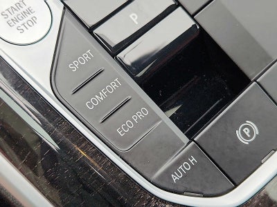 2023 BMW 3 Series 330i xDrive Sedan